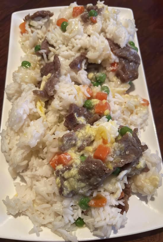 69F- Rice with minced beef & crumble egg 滑蛋免治牛肉饭